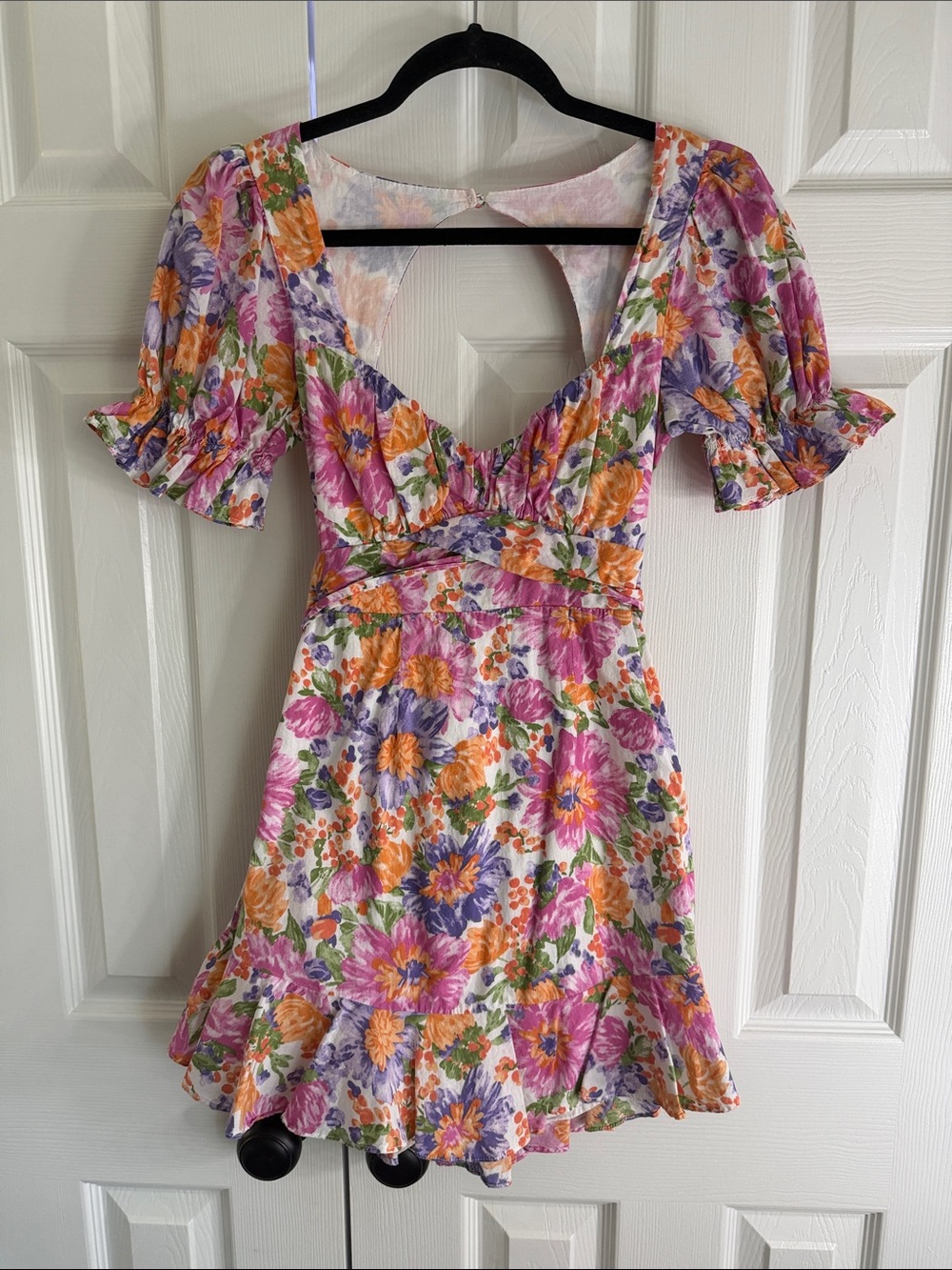Hello Molly Katie dress Floral V-Neck Puff Mini Pink, Orange & Purple small - Picture 2 of 8